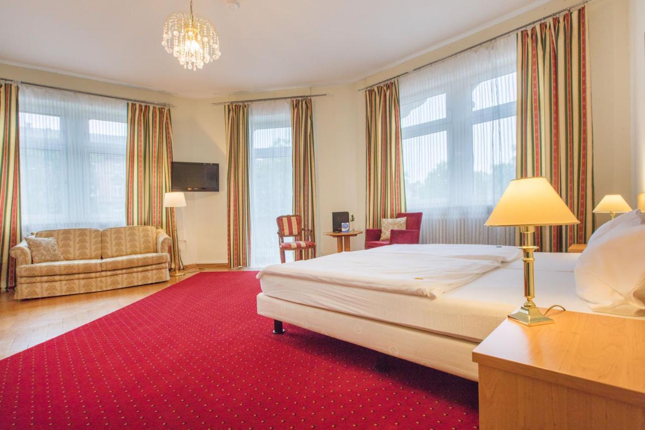 Hotel Markgraefler Hof Karlsruhe Luaran gambar